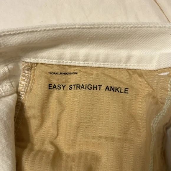 NEW 7 For All Mankind Easy Straight Ankle white crop jeans with embroidery - Picture 13 of 13